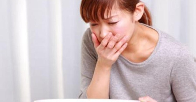 buôn nôn dấu hiệu của bị hư thận 